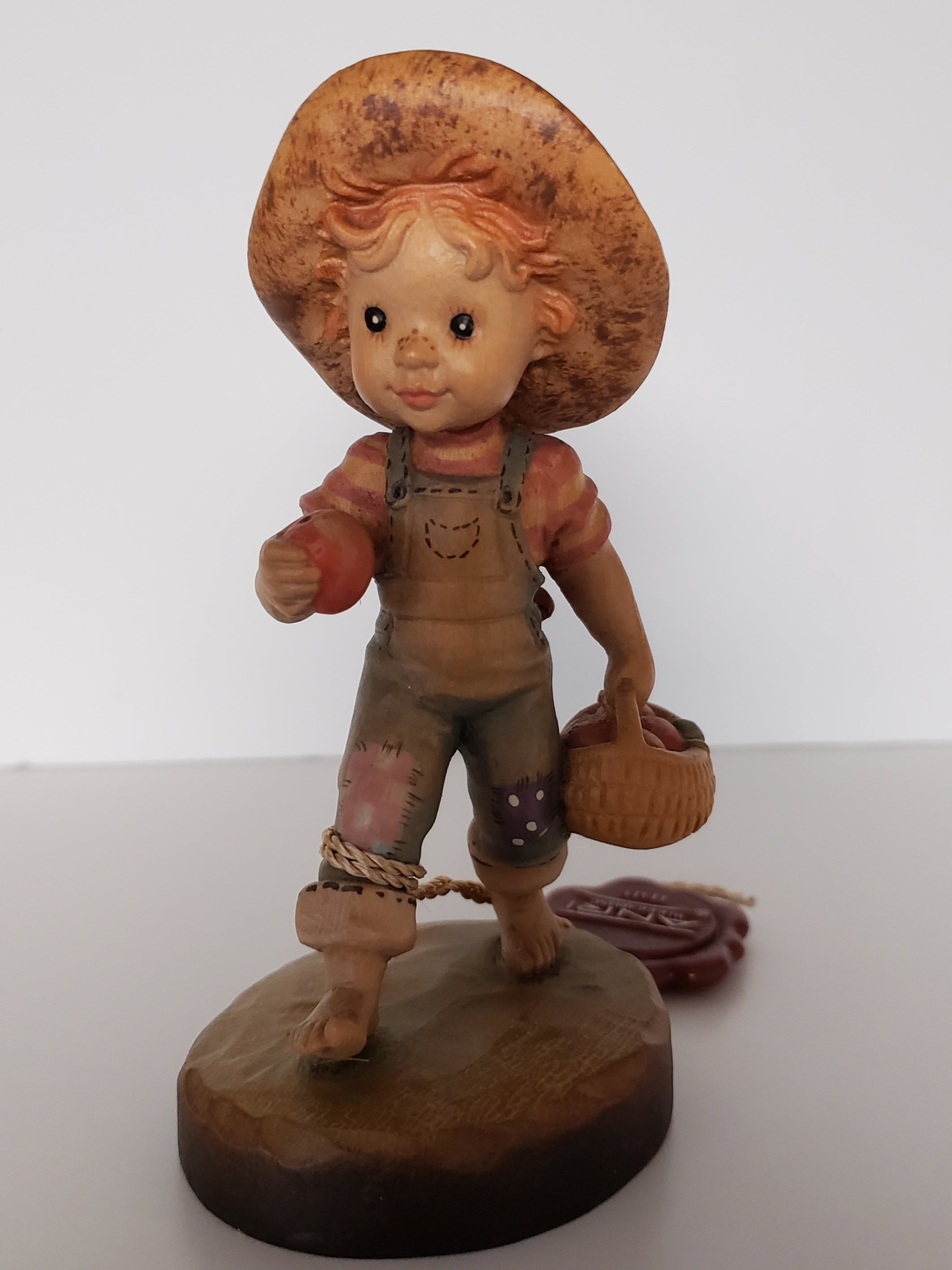 Anri The Sara Kay Collection. Wood Carved Figurines - Made in Italy.