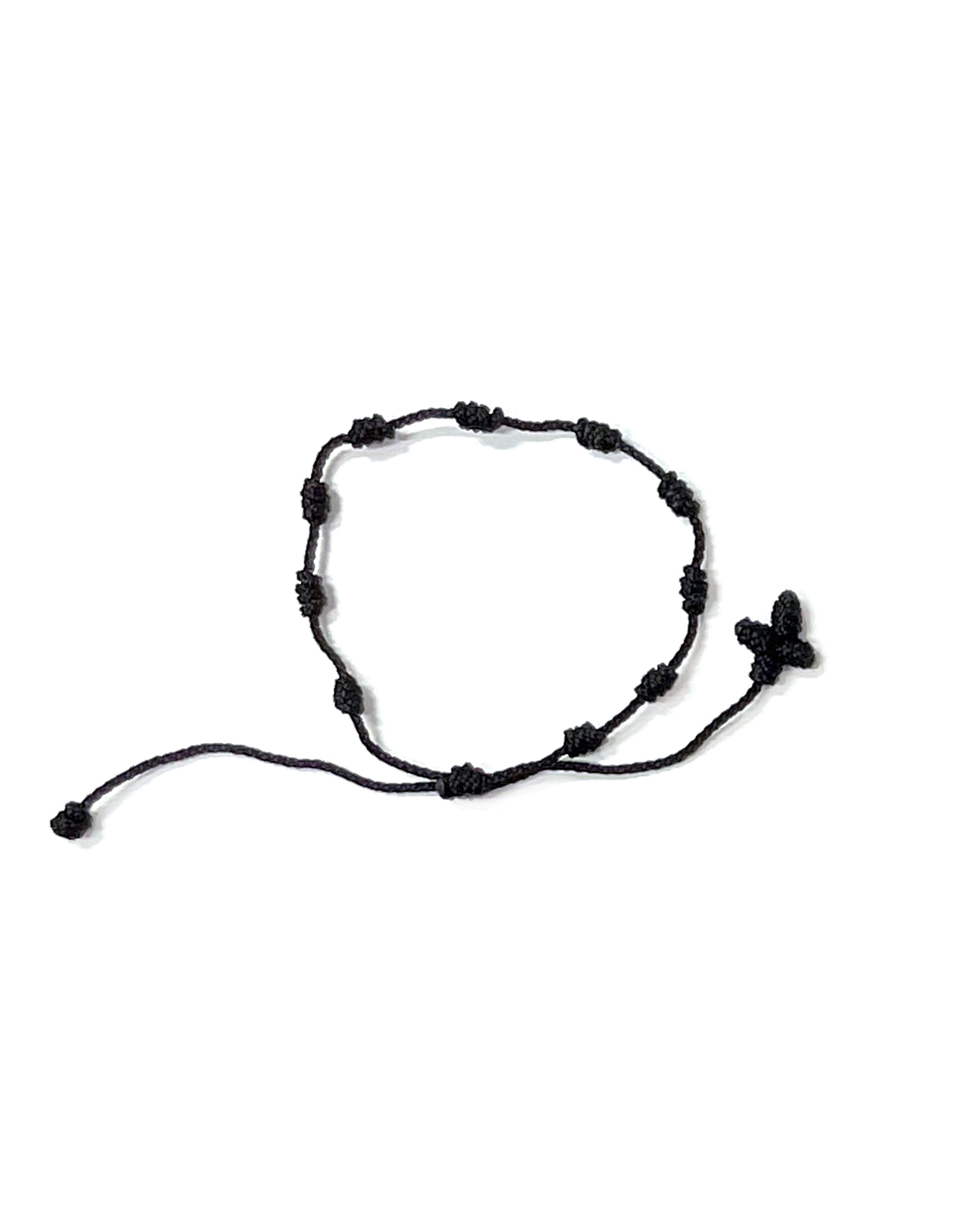 Decade bracelet knotted with strings in bright colors