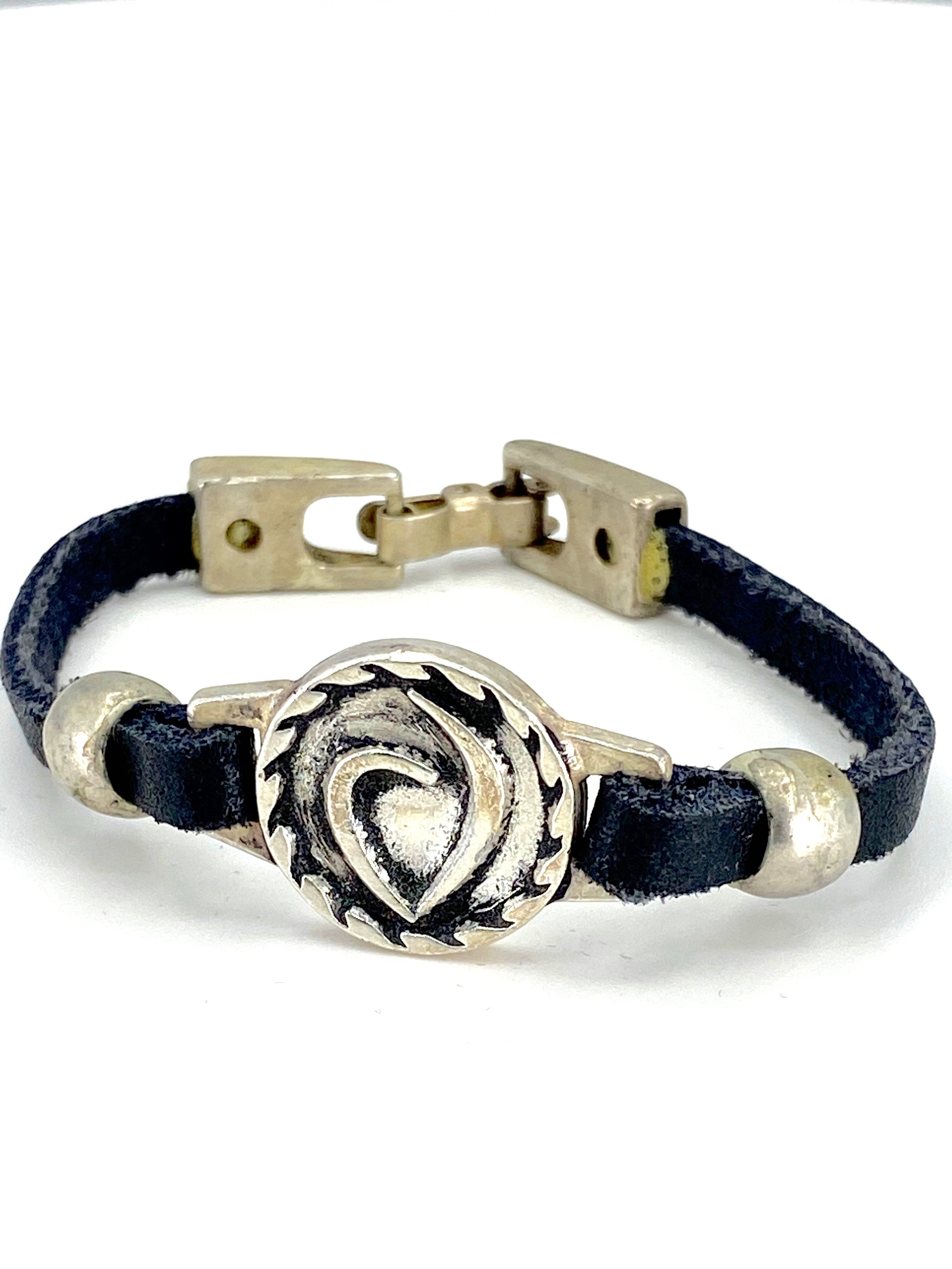 The Heart Vintage Bracelet Handmade jewelry with Genuine Leather Strap by Graciela's Collection