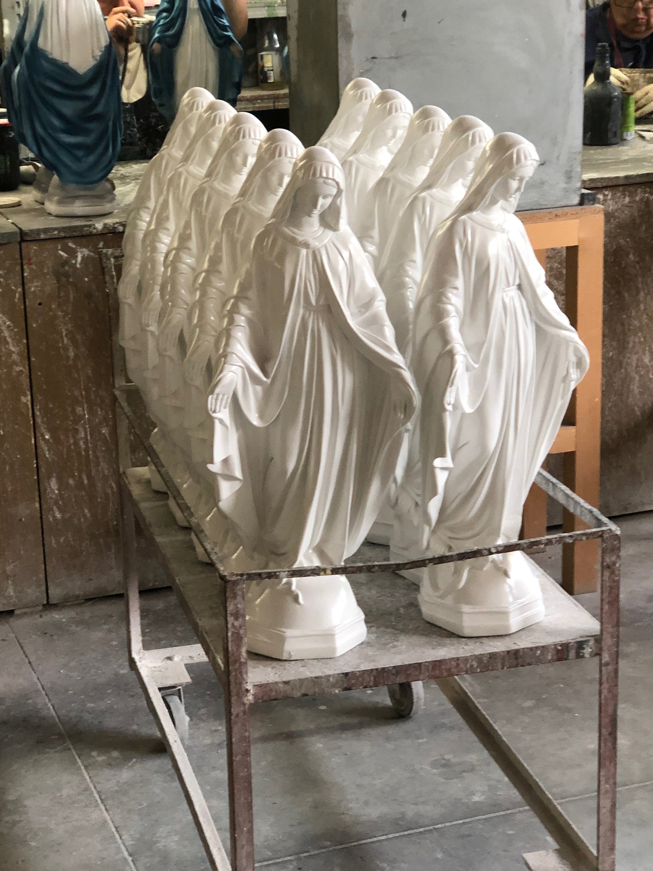 The Faith Gift Shop Sacred Heart of Jesus statue - Hand Painted in Italy - Our Tuscany Collection - / Sagrado Corazon de Jesus