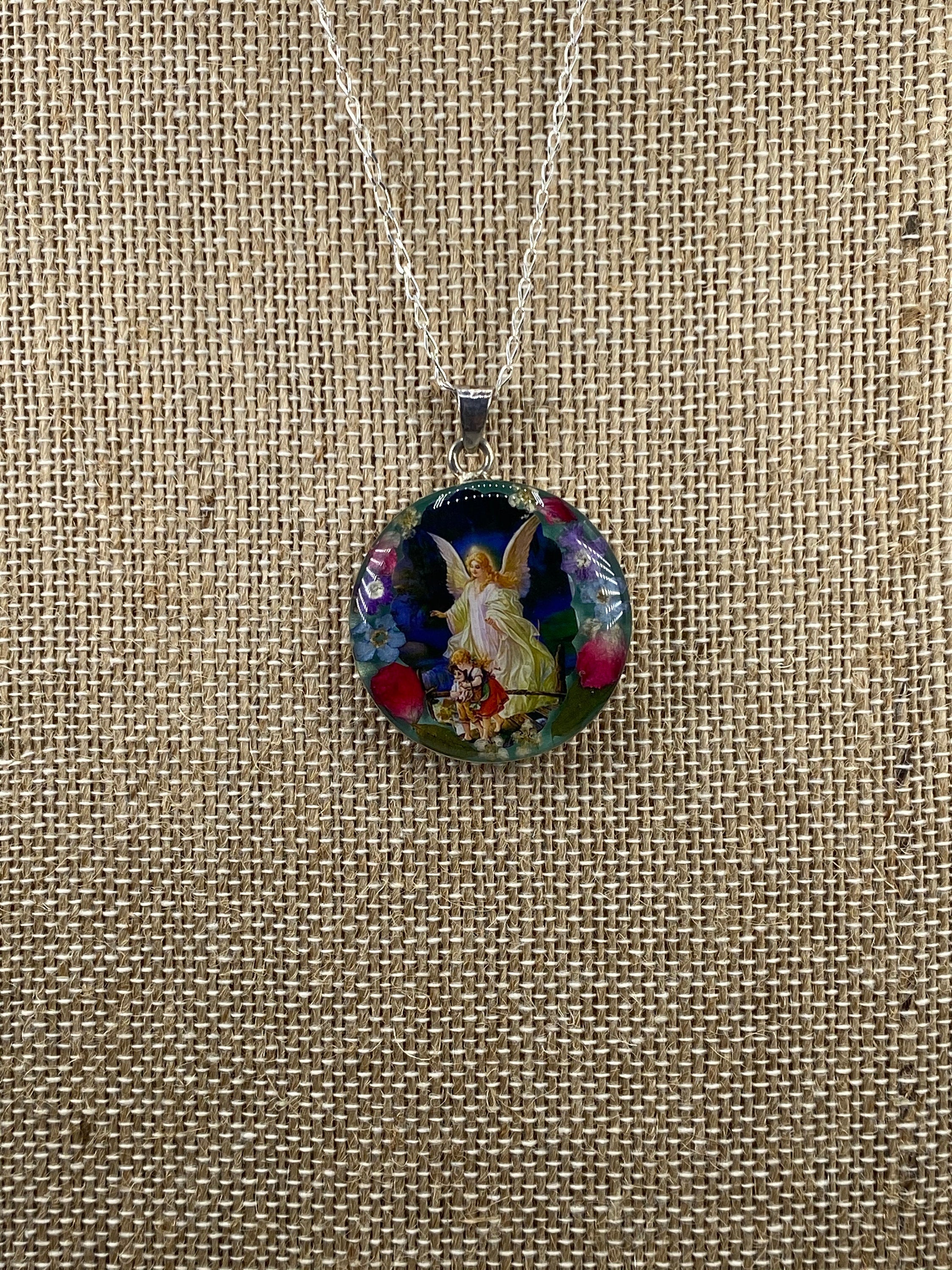 The Guardian Angel / Angel De La Guardia - Guadalupe Collection