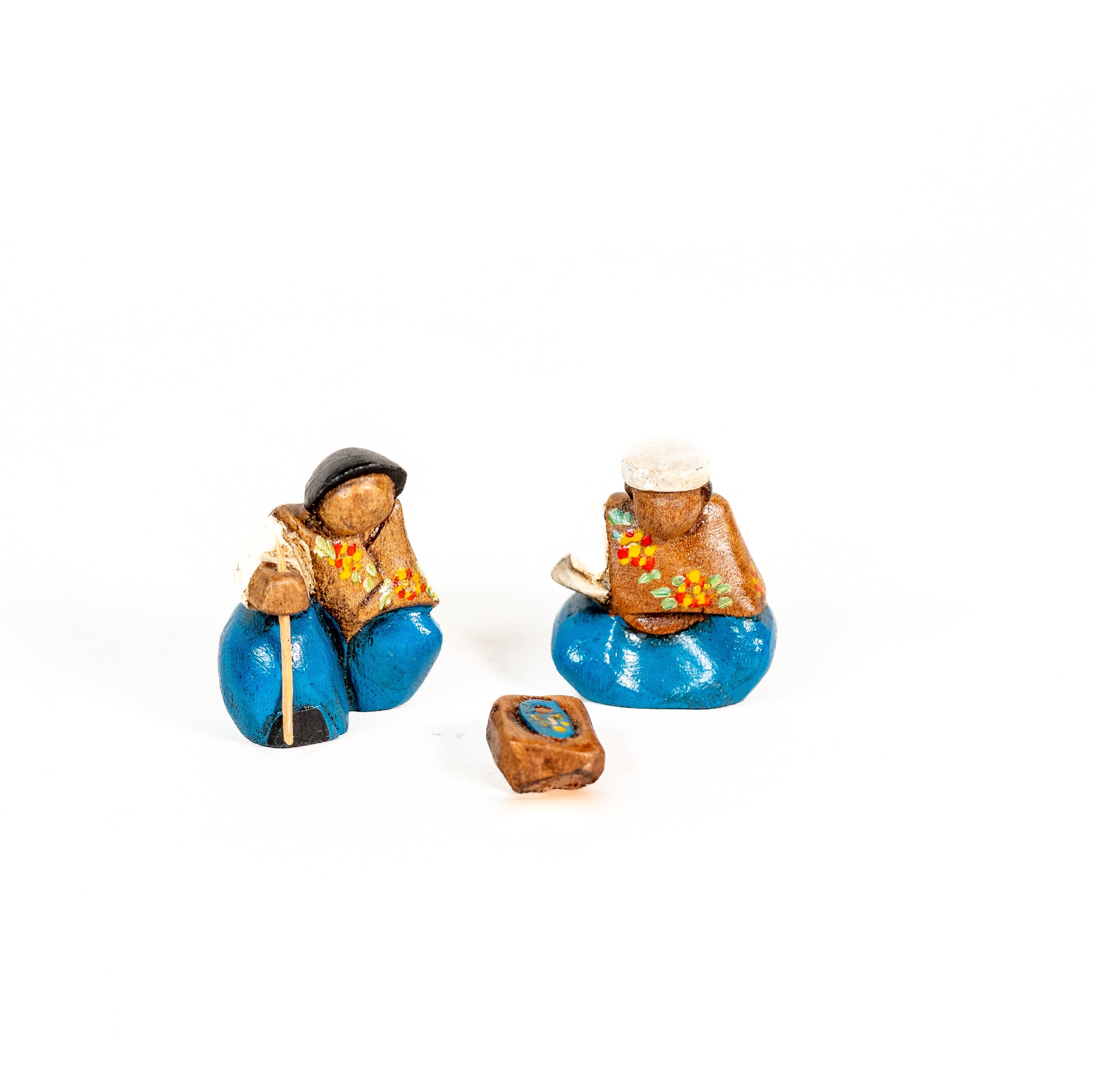 Wood Holy Family - Nativity. Made in Colombia