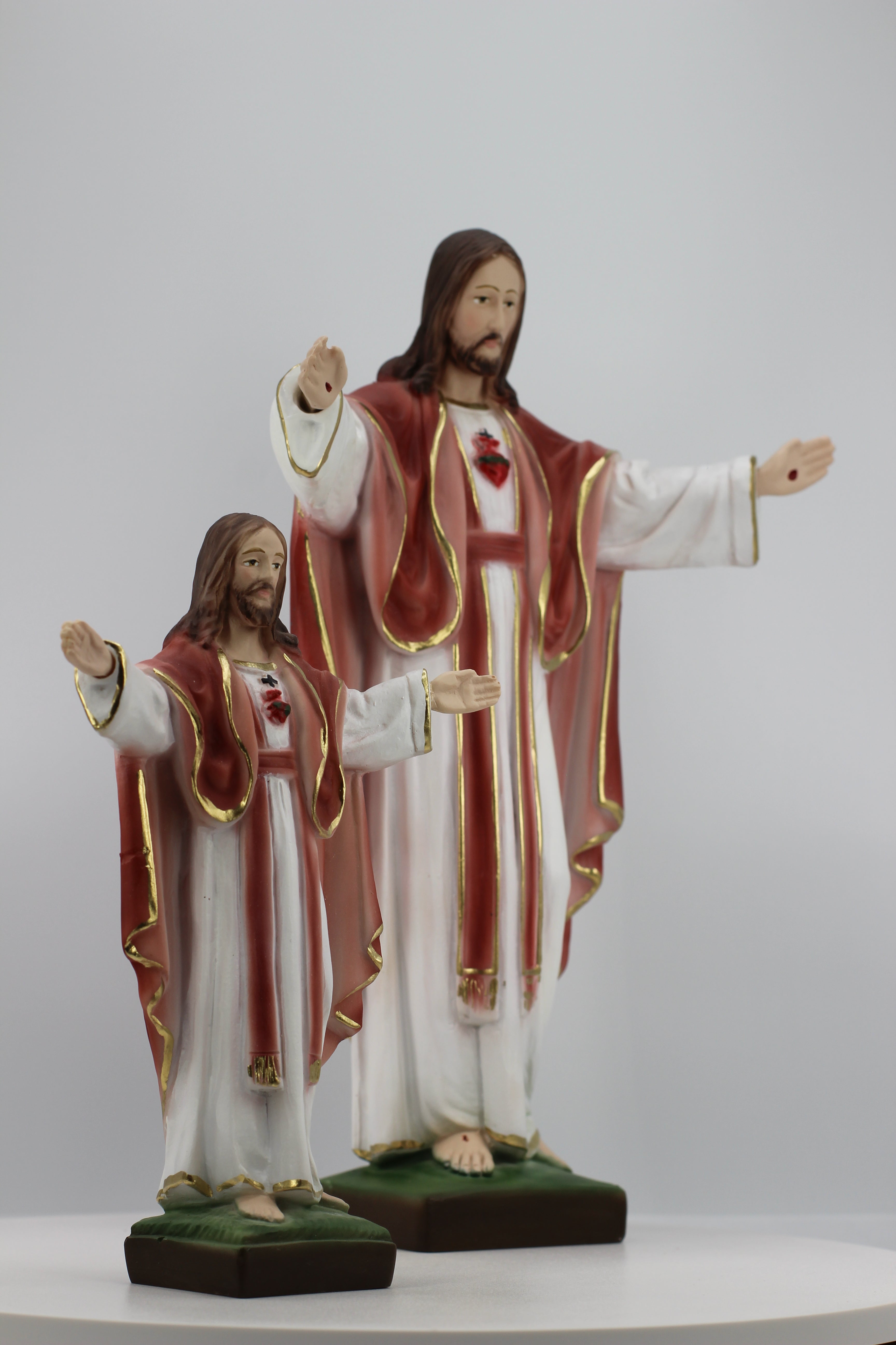 Sacred Heart of Jesus Montmatre by the Faith Gift Shop / Sagrado Corazon de Jesus