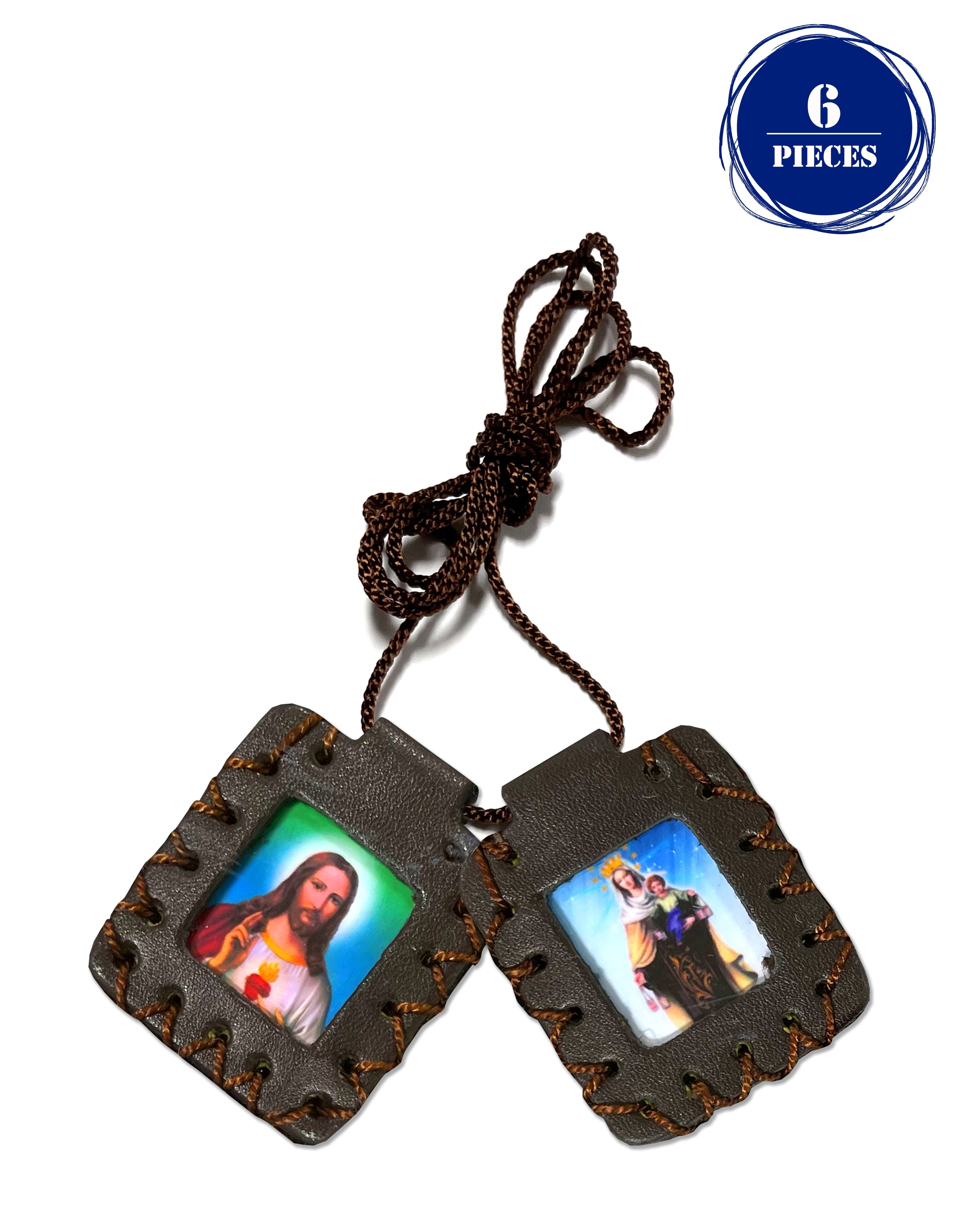 Traditional leather scapular of Our Lady of Mt Carmel, Escapulario de cuero tradicional de La Virgen del Carmen