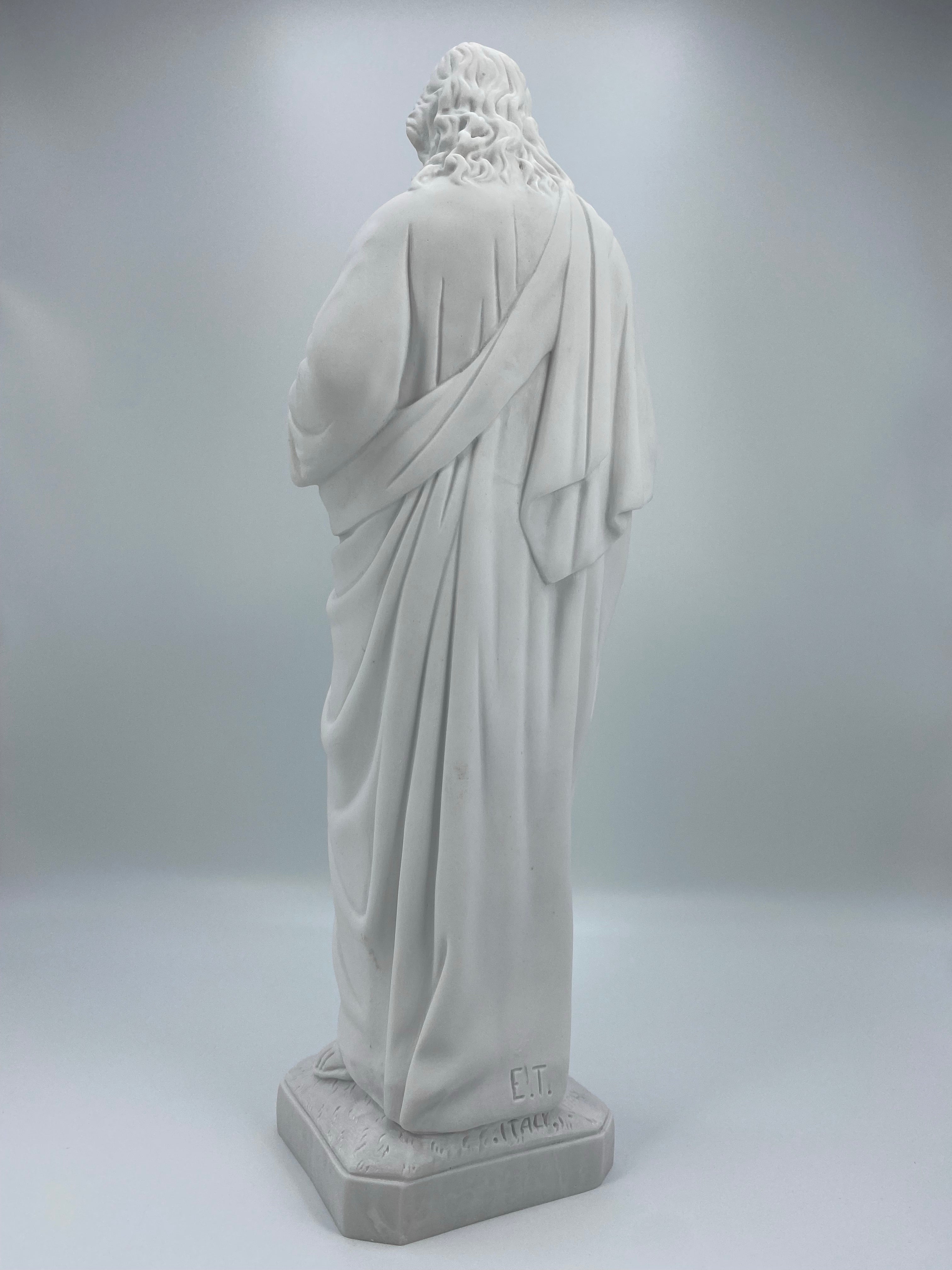 White Statues of The Sacred Heart of Jesus / Imagenes Blancas Sagrado Corazon de Jesus