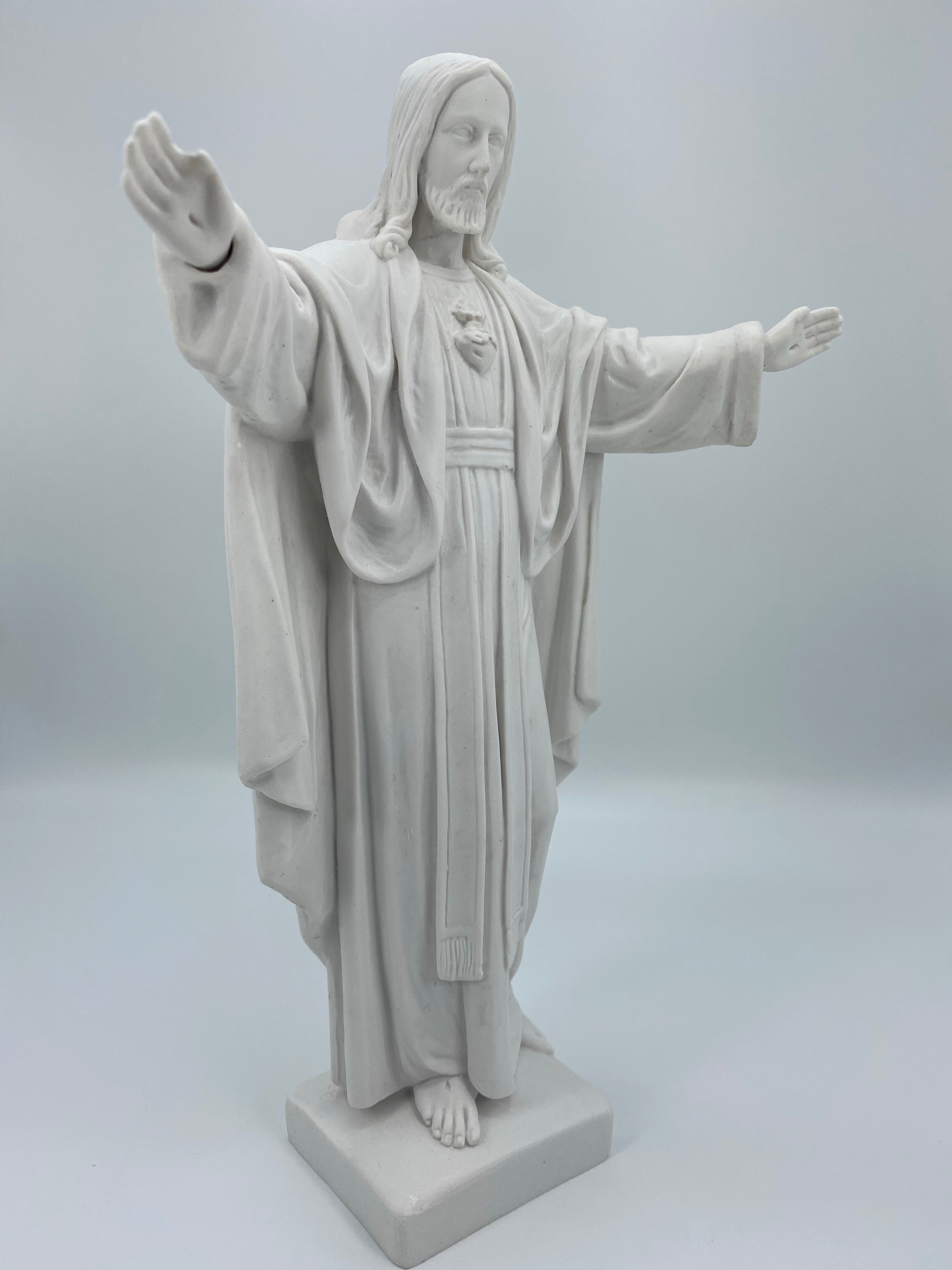 White Statue of Sacred Heart of Jesus Montmatre by the Faith Gift Shop Made in Italy / Estatua Blanca del Sagrado Corazon de Jesus